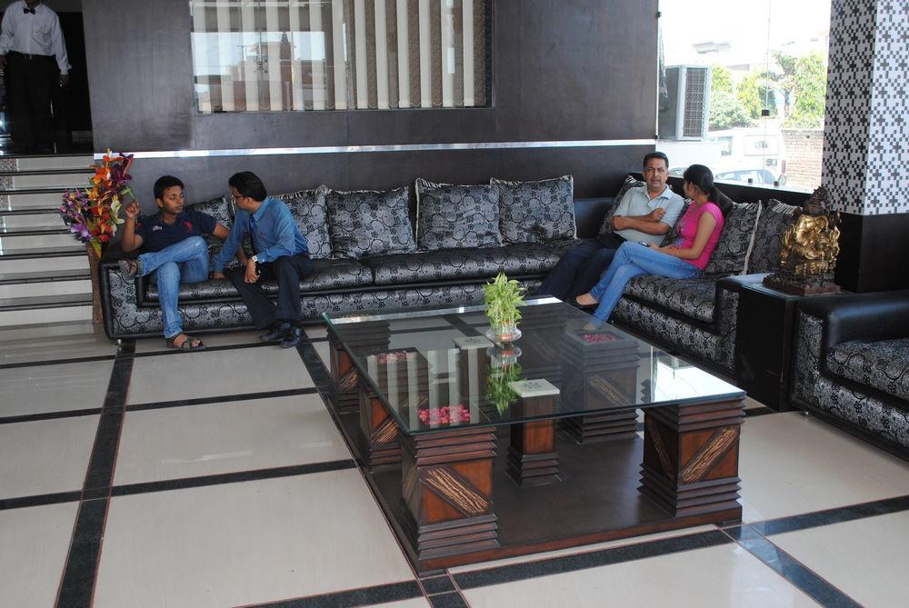 Oaktel Hotel Grand Shiva Near Ganga Ghat Haridwar Exterior photo