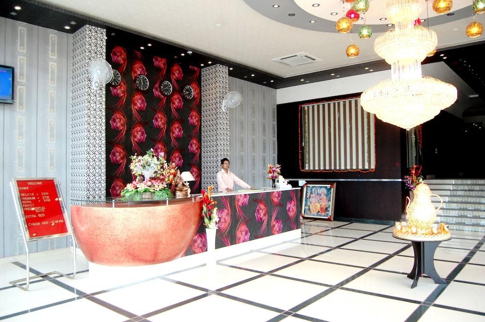 Oaktel Hotel Grand Shiva Near Ganga Ghat Haridwar Exterior photo